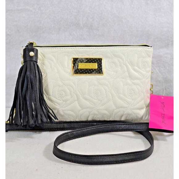 Betsey Johnson Women's Blush Bone Double Zip Bag Tasseled‎ Quilted Floral NEW - Picture 2 of 10